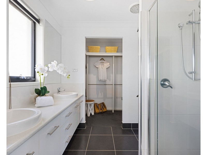 73-75 Oldmill Drive, Beaconsfield QLD 4740