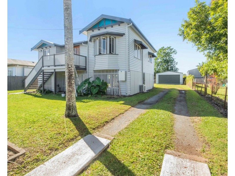 16 Keith Hamilton Street, West Mackay QLD 4740