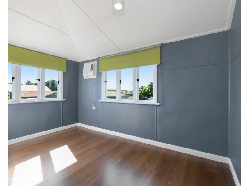 16 Keith Hamilton Street, West Mackay QLD 4740