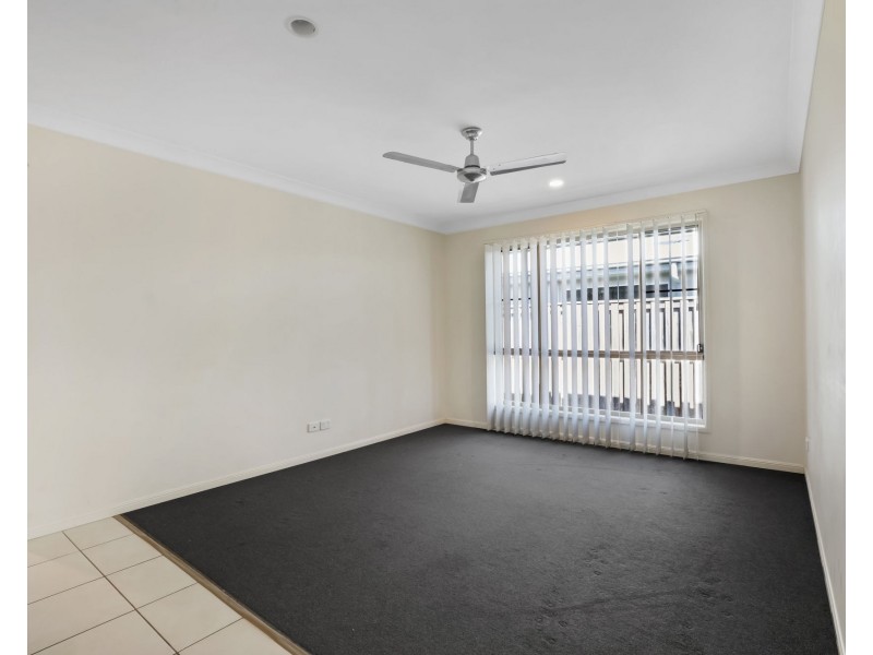 53 Coogee Terrace, Blacks Beach QLD 4740