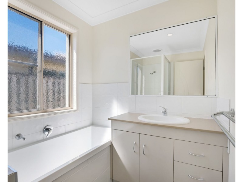 53 Coogee Terrace, Blacks Beach QLD 4740