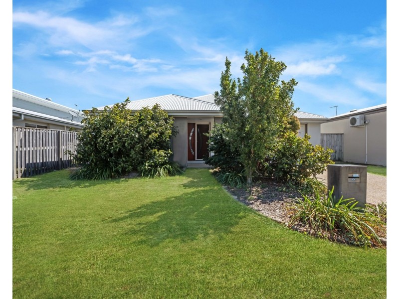 53 Coogee Terrace, Blacks Beach QLD 4740