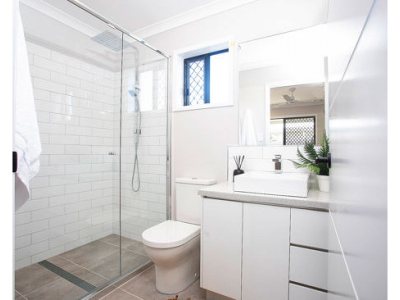 15 Antonia Court, Glenella QLD 4740