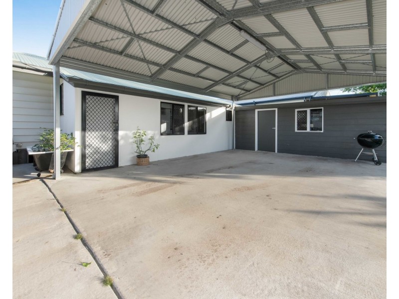 94 Holland Street, West Mackay QLD 4740