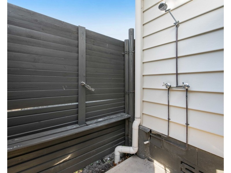 94 Holland Street, West Mackay QLD 4740