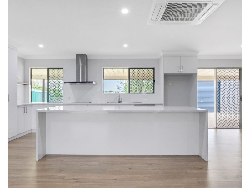 96 Emperor Drive, Andergrove QLD 4740