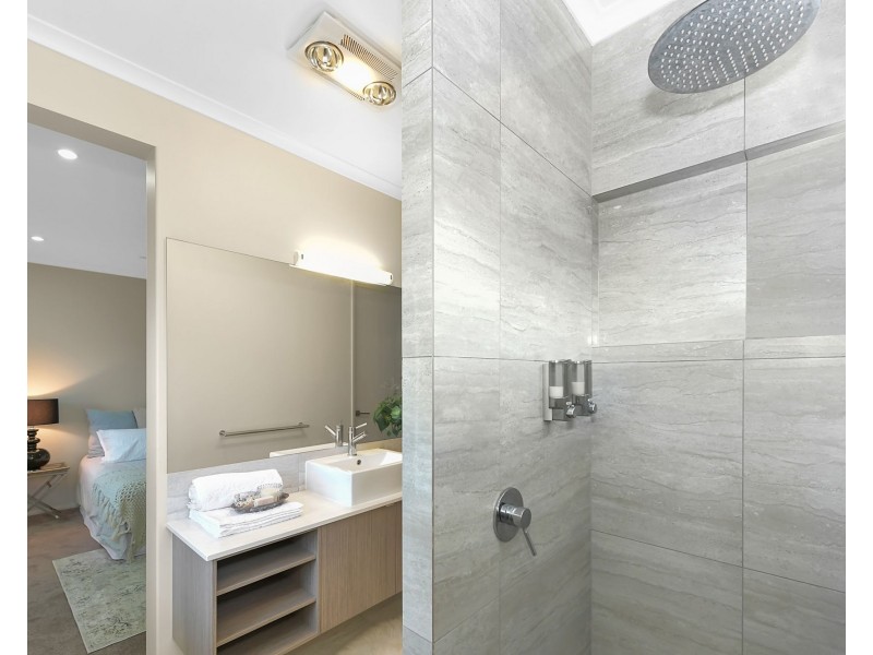 25 Montys Place, North Mackay QLD 4740