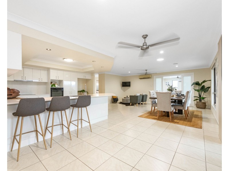 65 Wheeler Drive, Glenella QLD 4740