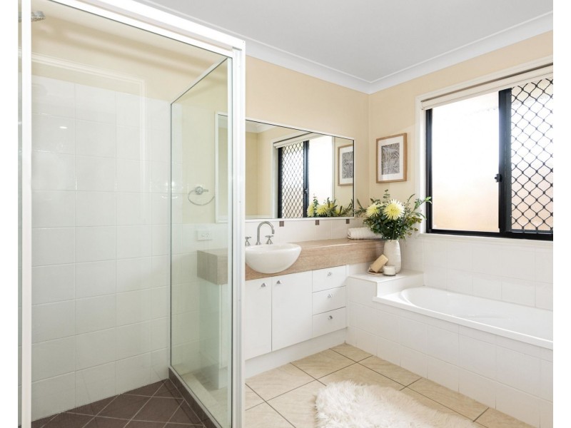 65 Wheeler Drive, Glenella QLD 4740