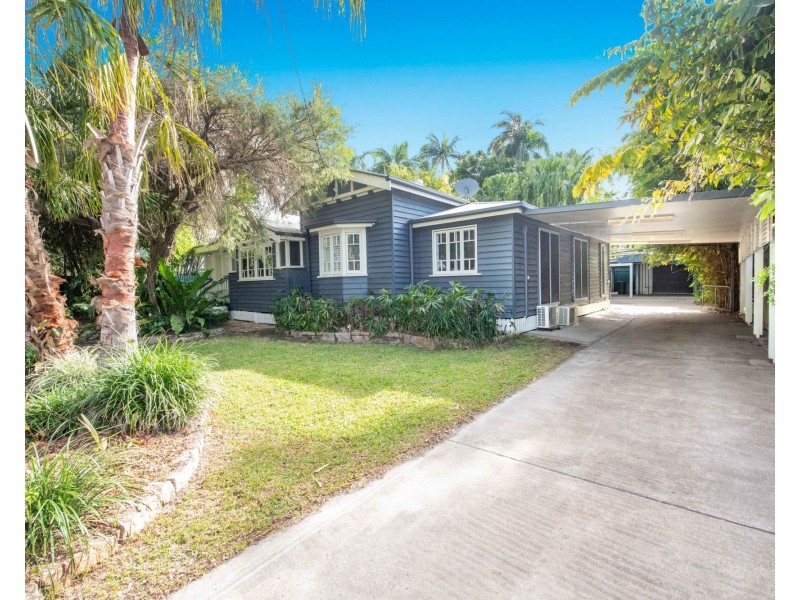 10 Taylor Street, West Mackay QLD 4740