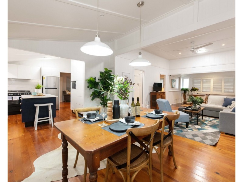 10 Taylor Street, West Mackay QLD 4740