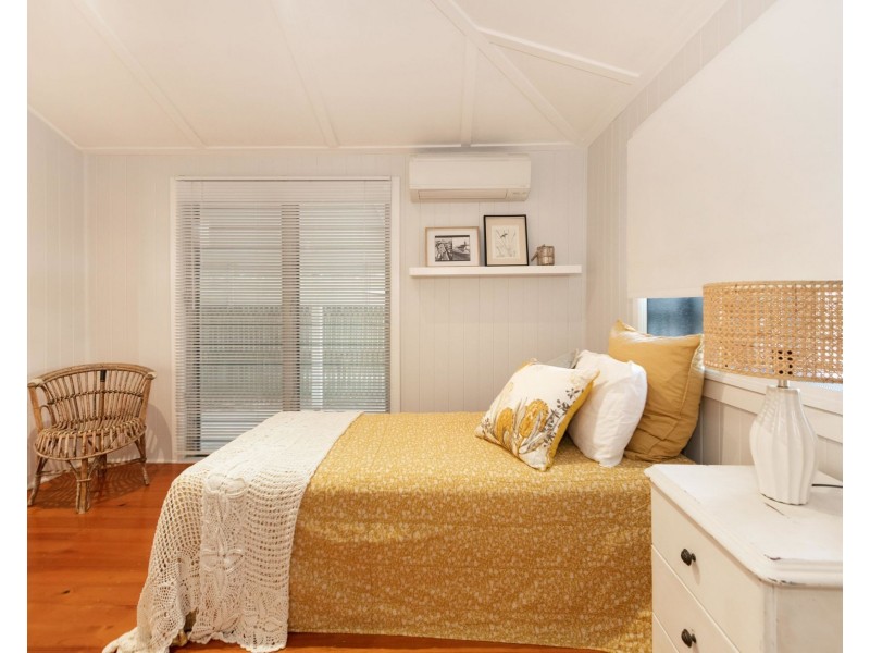 10 Taylor Street, West Mackay QLD 4740