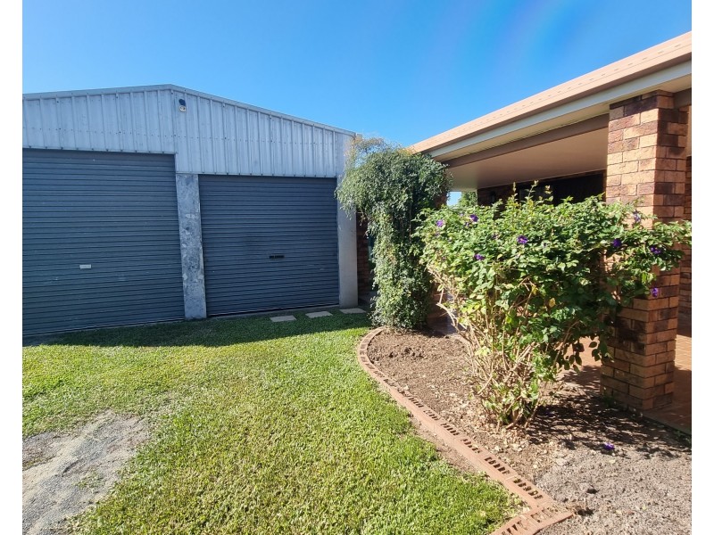 27 Crowley Drive, West Mackay QLD 4740