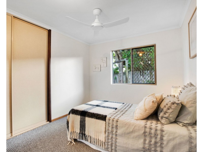 13 Beth Street, Blacks Beach QLD 4740