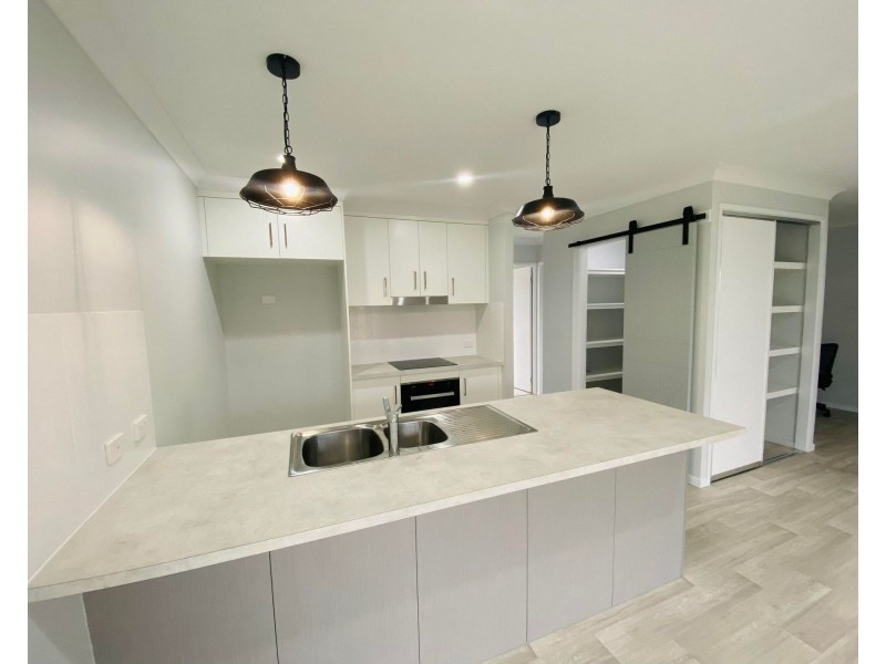 44 Beachwood Circuit, Bakers Creek QLD 4740