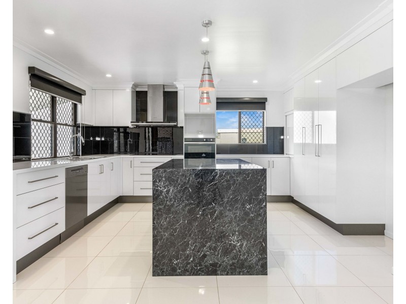 939 Marian Eton Road, North Eton QLD 4741