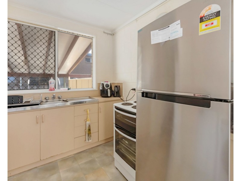 2/8 East Gordon Street, Mackay QLD 4740
