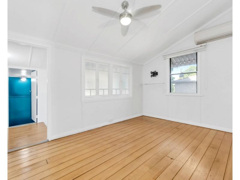 12 Hinton Street, Mackay QLD 4740