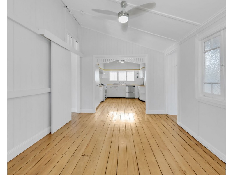 12 Hinton Street, Mackay QLD 4740