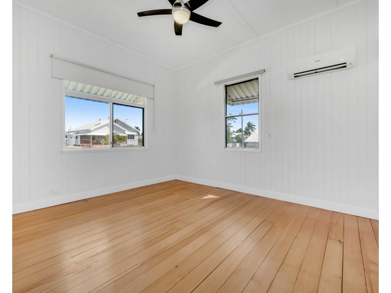 12 Hinton Street, Mackay QLD 4740