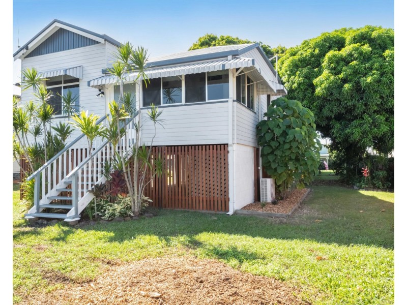 12 Hinton Street, Mackay QLD 4740