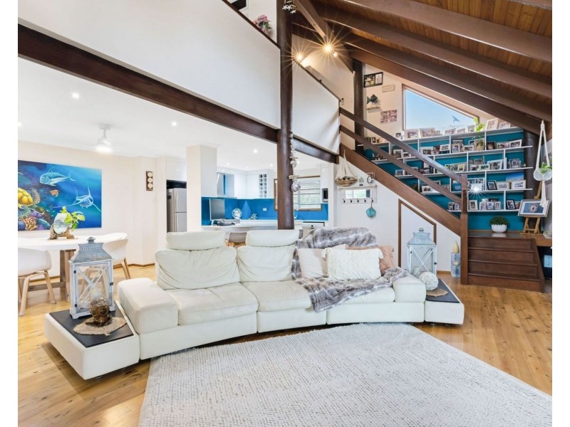 11 Gold Street, Grasstree Beach QLD 4740