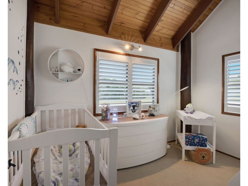 11 Gold Street, Grasstree Beach QLD 4740