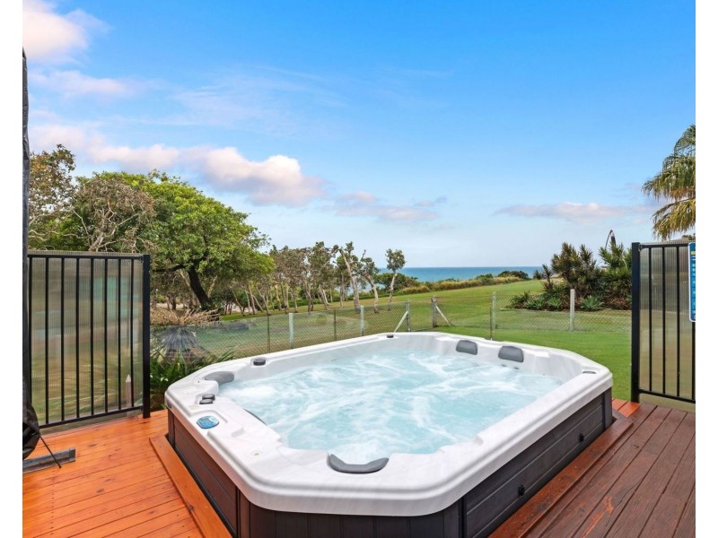 11 Gold Street, Grasstree Beach QLD 4740