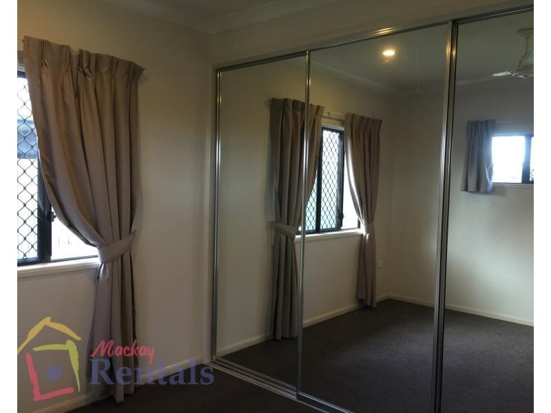 26 Monash Way, Ooralea QLD 4740
