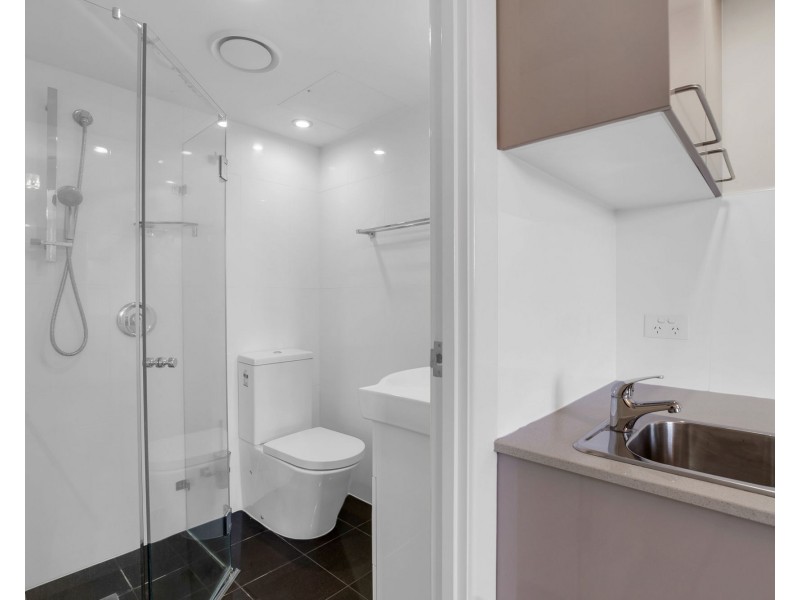 Unit 201/27 River Street, Mackay QLD 4740
