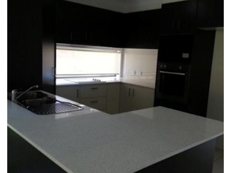 2/32 Warilla View Court, Blacks Beach QLD 4740