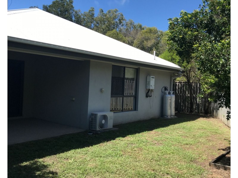 2/32 Warilla View Court, Blacks Beach QLD 4740