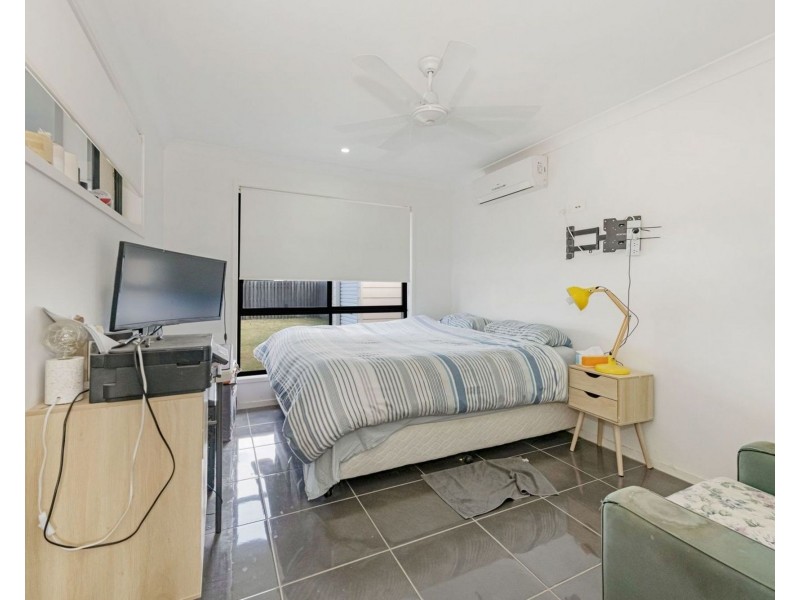 2/22 Makybe Diva Drive, Ooralea QLD 4740