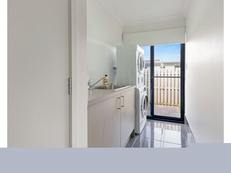 2/22 Makybe Diva Drive, Ooralea QLD 4740