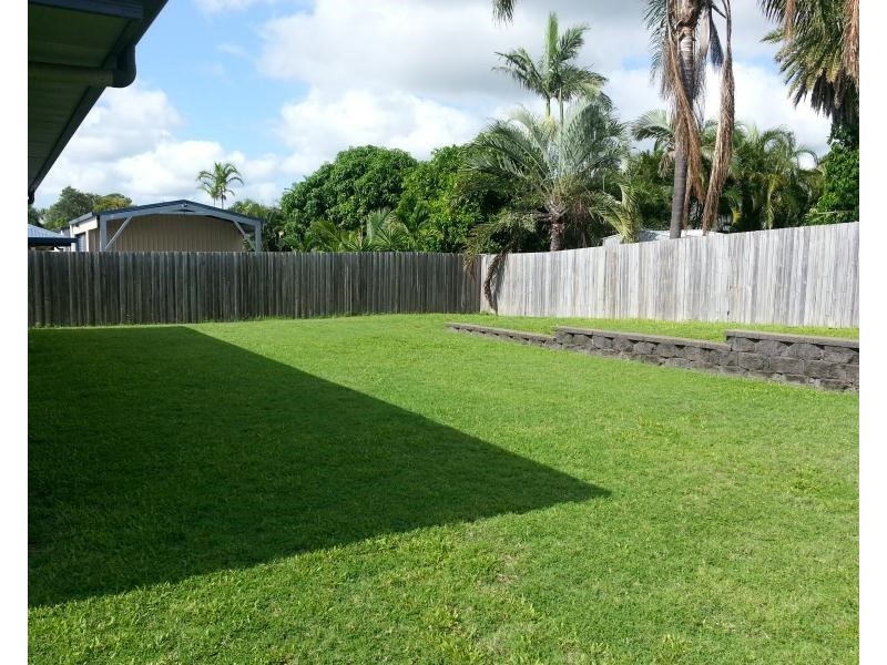 35 Sharp Street, Eimeo QLD 4740