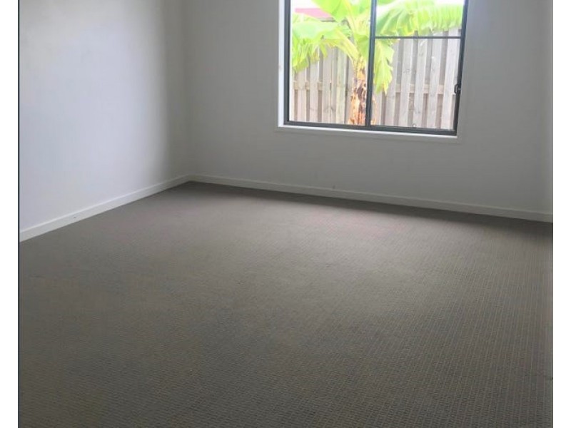 85 Scarborough Circuit, Blacks Beach QLD 4740