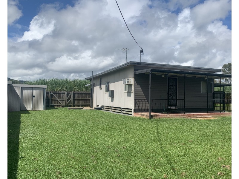 8 Bogga Rd, Mount Pelion QLD 4741