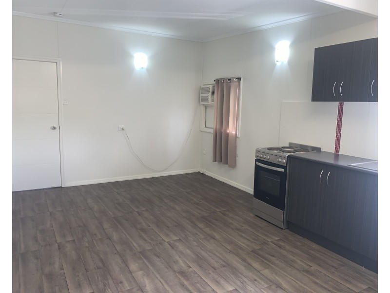 8 Bogga Rd, Mount Pelion QLD 4741