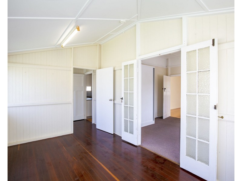 3 Lloyd Street, West Mackay QLD 4740