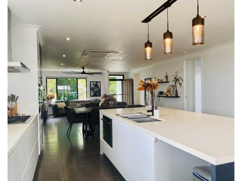 50 Montgomery Street, Rural View QLD 4740