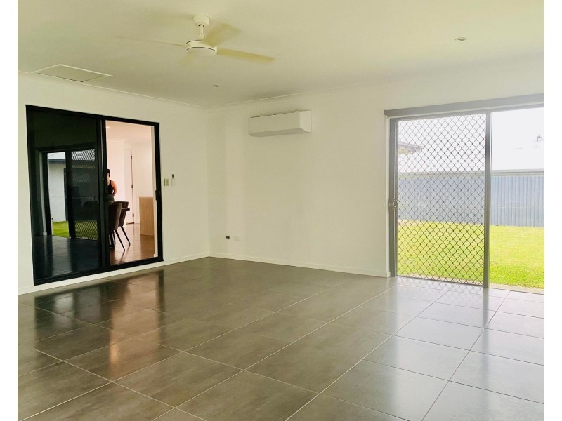 50 Montgomery Street, Rural View QLD 4740