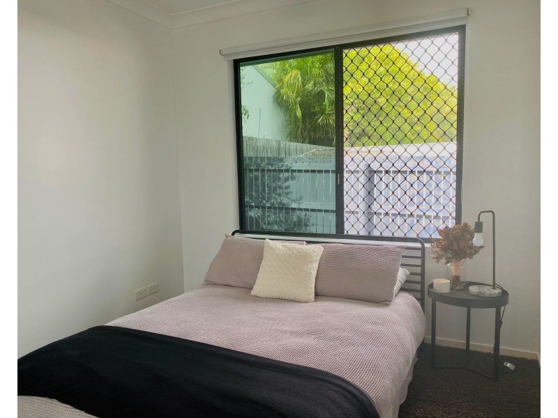 50 Montgomery Street, Rural View QLD 4740