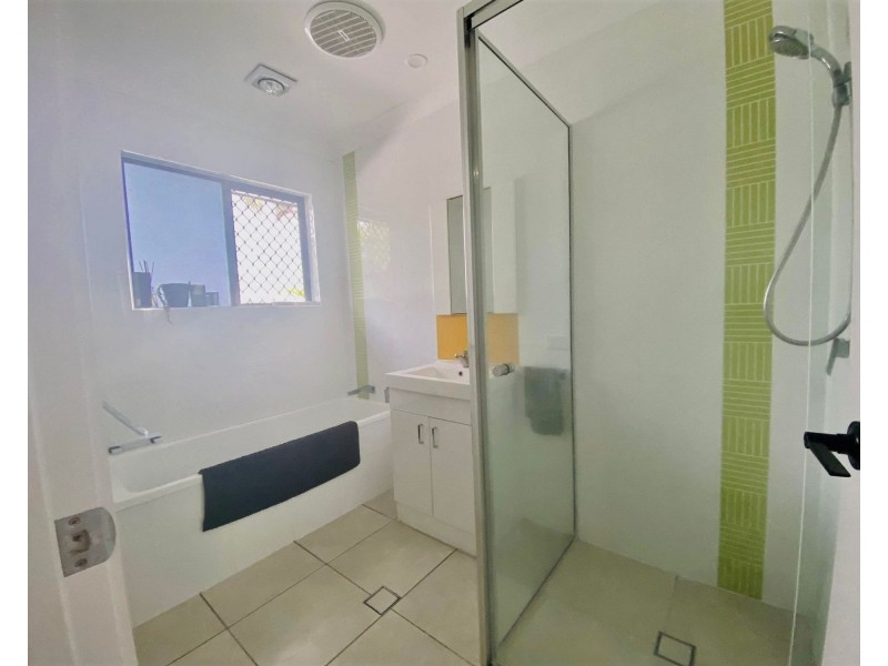 50 Montgomery Street, Rural View QLD 4740