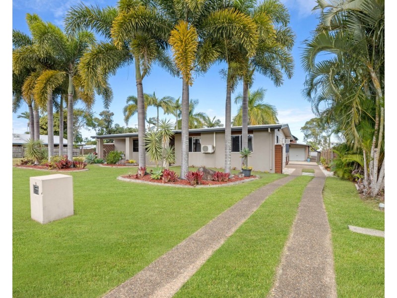 19 Beth Street, Blacks Beach QLD 4740