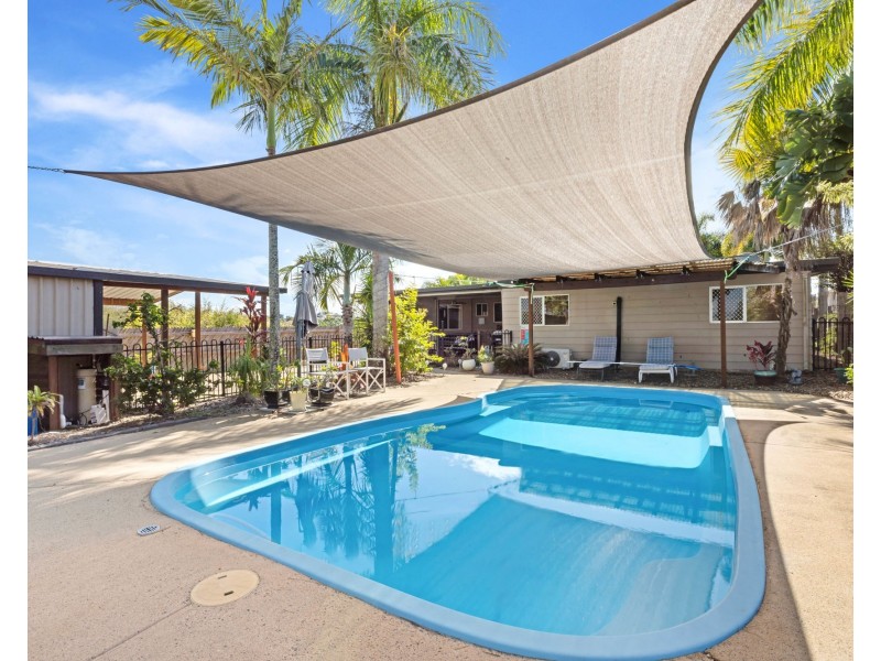 19 Beth Street, Blacks Beach QLD 4740