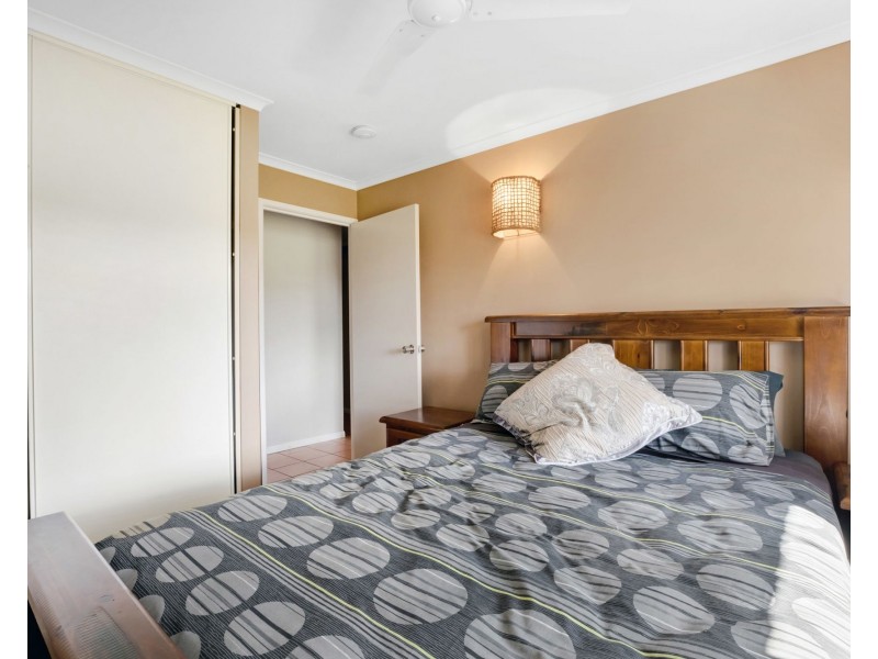 19 Beth Street, Blacks Beach QLD 4740