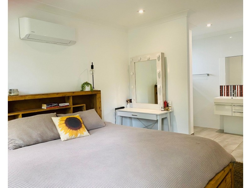 50 Montgomery St, Rural View QLD 4740