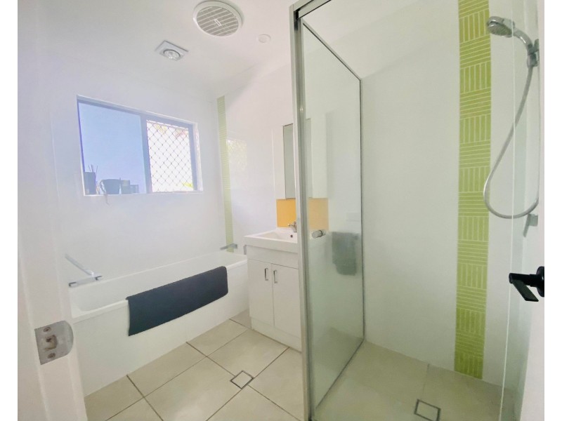 50 Montgomery St, Rural View QLD 4740