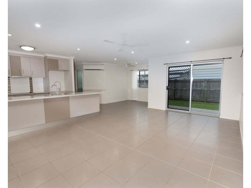 30 Blackmur Street, Marian QLD 4753