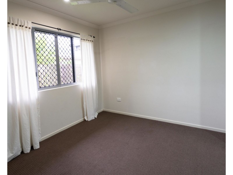 30 Blackmur Street, Marian QLD 4753